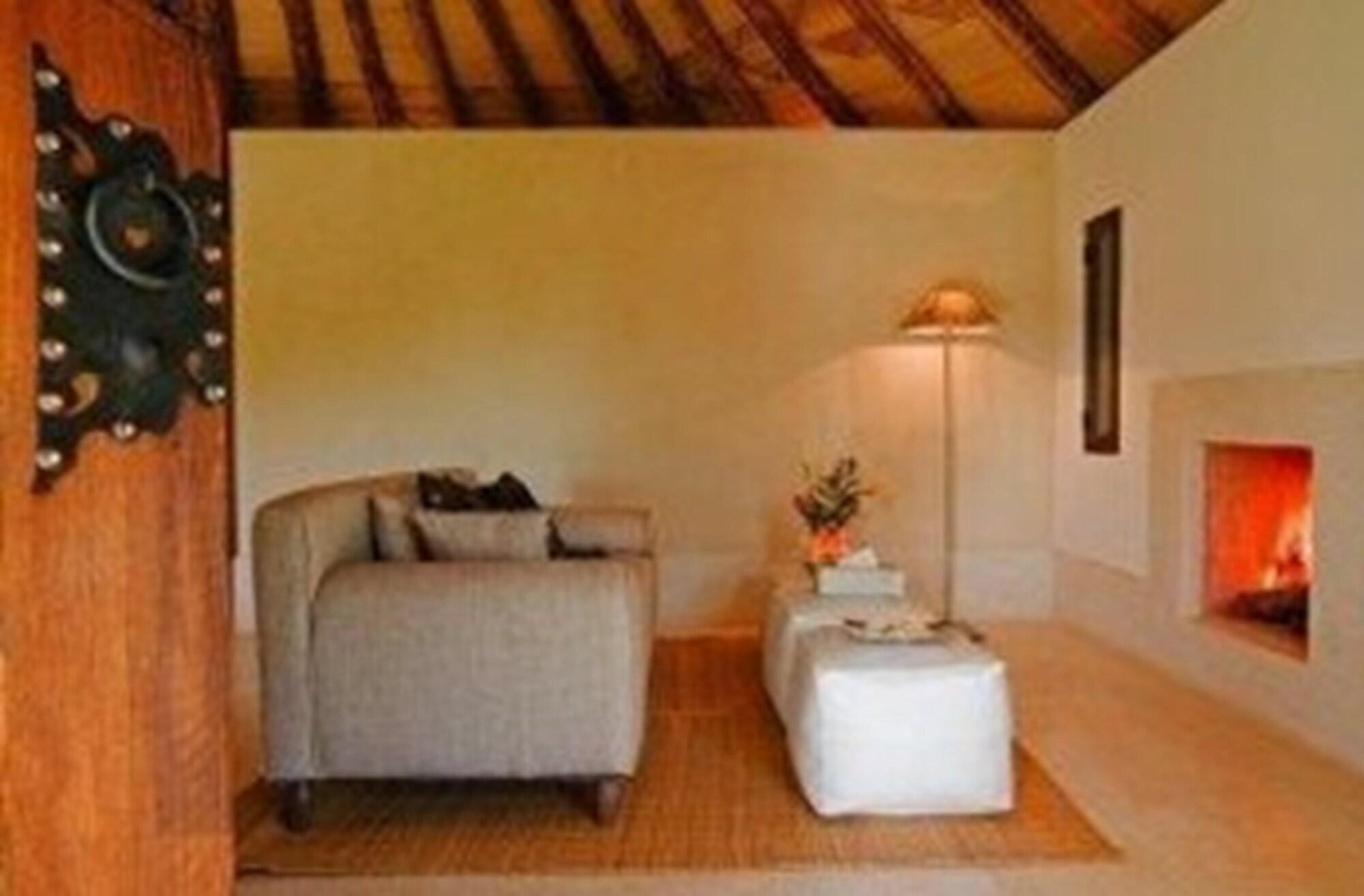Hotel Les Cinq Djellabas Douar Caïd Layadi Exteriör bild